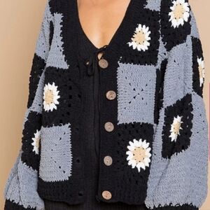POL Crochet Handmade Daisy Cardigan, NWOT/Never Worn, S(Overszd),   BEAUTIFUL!